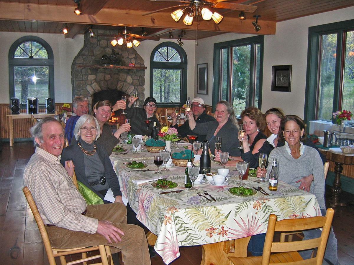 Trails End Inn Keene Valley Kültér fotó